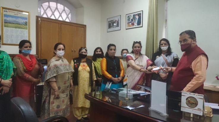 शिक्षा मंत्री ने महिला मोर्चा द्वारा चलाए जा रहे जागरूकता अभियान का किया शुभारंभ