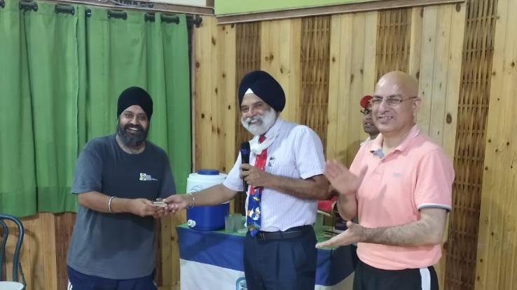 पाइनग्रोव स्कूल दे रहा है ऑनलाइन शिक्षा, स्टाफ को भी रखा जा रहा फिट