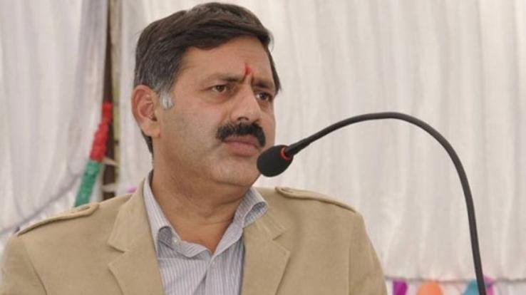 सड़कों पर नहीं लग रही गुणवत्ता युक्त सामग्री, 70 प्रतिशत सड़को की हालत खस्ता