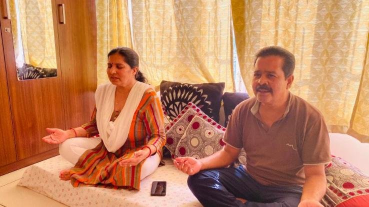 शिक्षिका रचना मेहता ने भी ऑन लाइन ग्रुप में दिए साधकों को निर्देश