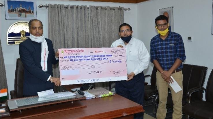 हिमाचल प्रदेश ग्रामीण बैंक ने कोविड फंड में किया अंशदान