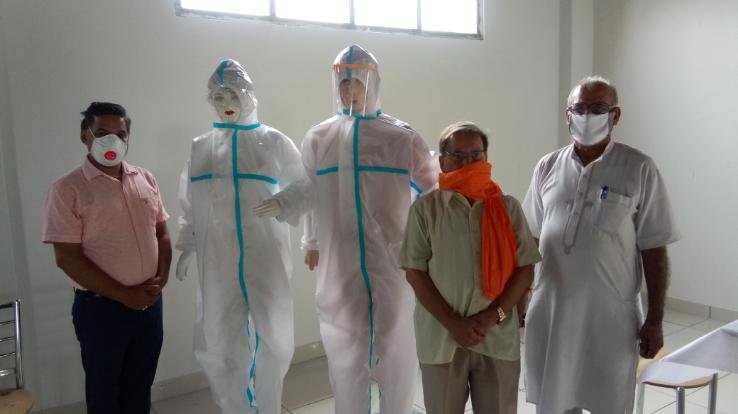 डोगरा हौजरी की पीपीई किट को मिली सिटरा की मंज़ूरी, अब विदेशों तक पहुंचेगी बिलासपुार में तैयार हुई पीपीई किट