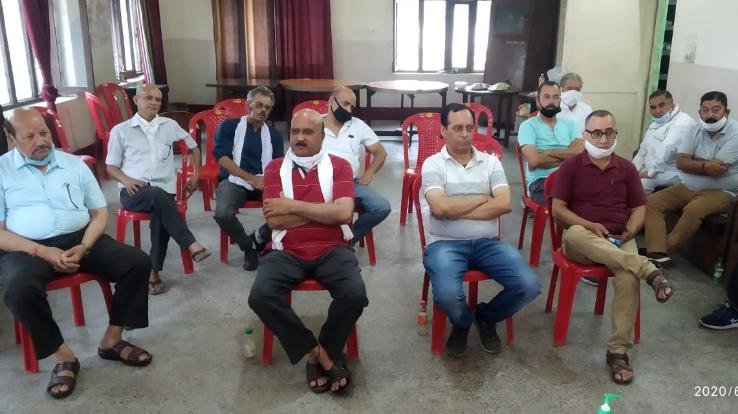 संयुक्त व्यापार मंडल ने किए कार्यकर्ता सम्मानित