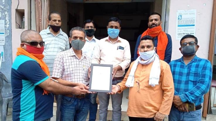 नगर सुधार समिति ने किया शिक्षक राजेश गर्ग को सम्मानित 