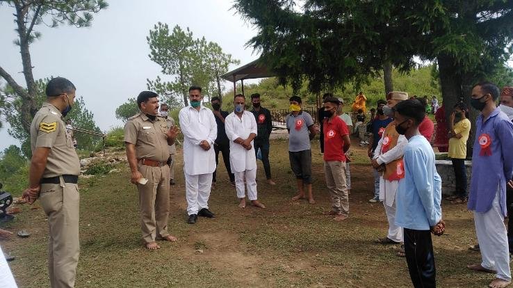 दाड़लाघाट पुलिस ने ड्रग फ्री मोबाईल ऐप के बारे में दी जानकारी