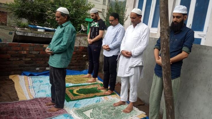 इस बार घरों में ही मनाया गया ईद-उल-जुहा का त्यौहार 