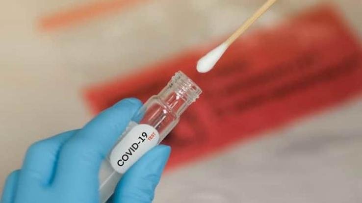 रक्षाबंधन पर राखी बांधने पहुंची बहन निकली कोरोना पॉजिटिव