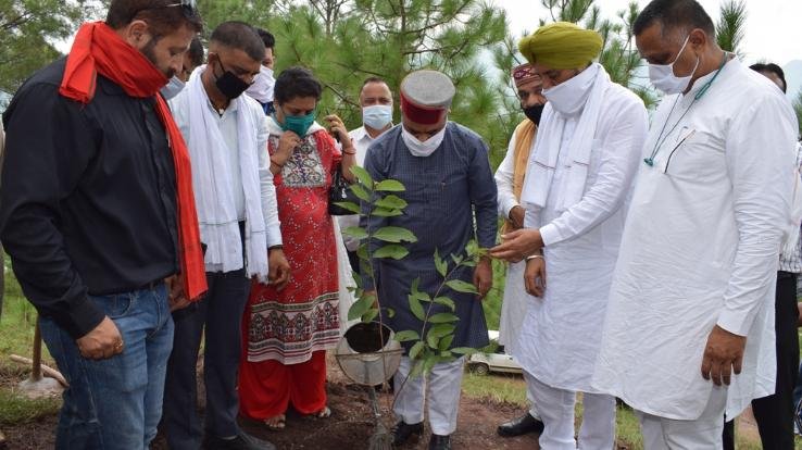 सभी को गुणवत्तायुक्त सेवाएं प्रदान करना राज्य सरकार का लक्ष्य : डाॅ. सैजल 