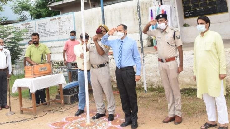 प्राणों की आहुति देने वाले वीरों को रखें याद : शशिपाल शर्मा 