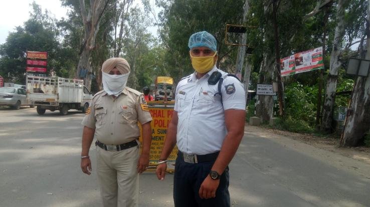 police-clamp-down-on-those-who-violate-traffic-rules