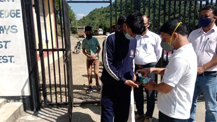 schools-opened-in-darlaghat