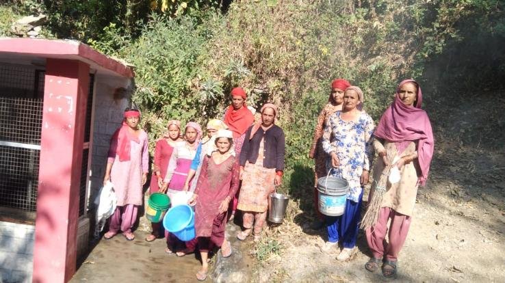 Mahila-Mandal-Savag-started-cleaning-campaign