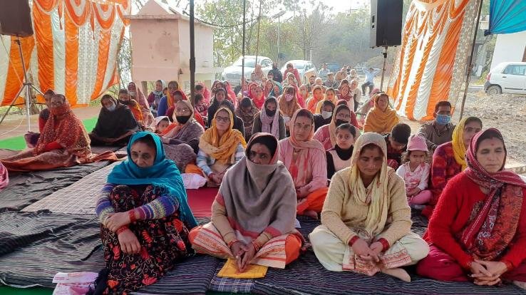 fourth-day-of-ramcharitmanas-katha-in-kunihar