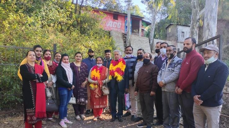 Education-block-officer-Raksha-Gupta-retired,-program-organized