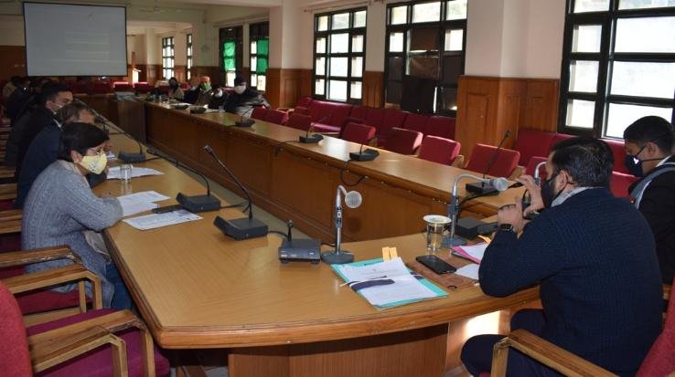 Additional-Deputy-Commissioner-reviews-meeting-to-prepare-for-natural-disaster-preparedness