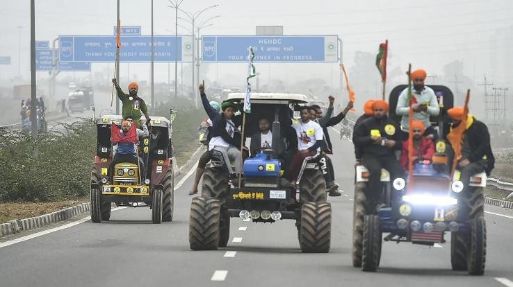 Farmers-got-permission-for-tractor-rally