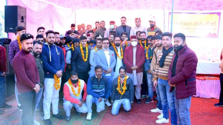 40-youth-held-hands-with-BJP-in-Coro-Canthari