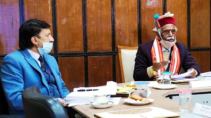 Governor presides over the annual court meeting of the State University