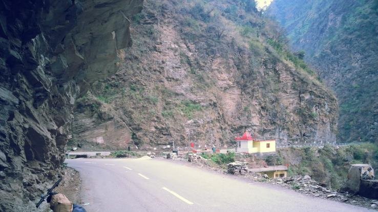 Demand-for-link-road-for-Biulu-via-Jubla