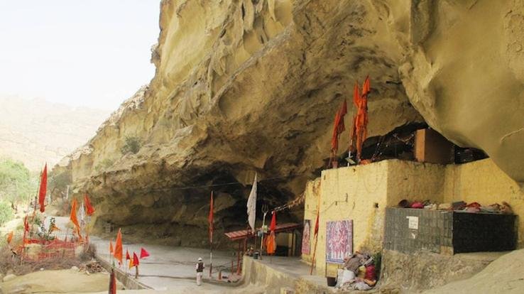 pakistan-hinglaaj-temple-18-april