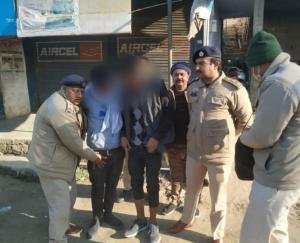 Dehra: Police caught 22 grams of heroine from two youths