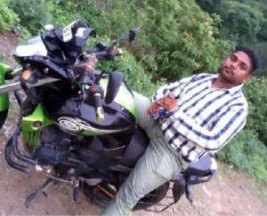 बघाट बैंक मे चली गोली, कर्मचारी की मौत 