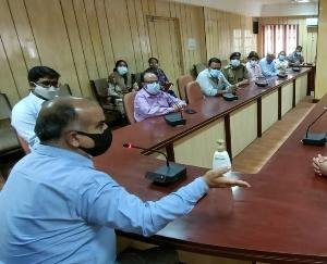 कोविड-19 पर नियंत्रण  के लिए आपसी समन्वय से कार्य करना आवश्यक-उपायुक्त