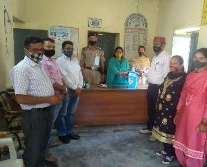 कोविड-19 रोकथाम के लिए ग्राम पंचायत बेरल को किया गया सेनिटाइज़