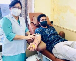 हमीरपुर मेडिकल कॉलेज में हर रोज भाजयुमो करवा रही रक्तदान