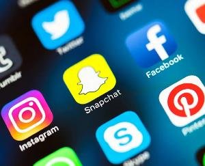 /indian-laws-social-media-facebook-twitter-instagram-it-ministry-digital-media-ethics-code-laws-may-25-2021