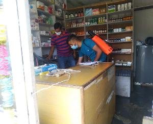 मारुती युवा मंडल कोठी गैहरी ने सार्वजनिक स्थानों और दुकानों को किया सेनेटाइज़