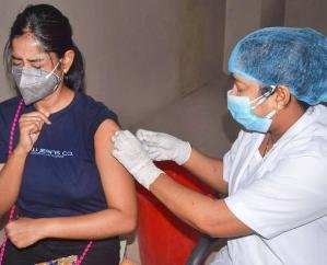 ऑफलाइन हो कोरोना वैक्सीन की बुकिंग- प्रकाश 