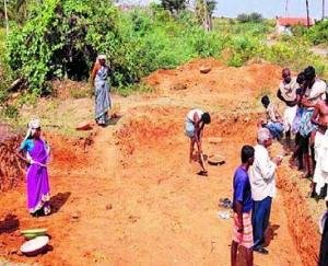 कोट बेजा : मैटीरियल सप्लायरों का नहीं हुआ करीब 2 करोड़ से अधिक की राशि का भुगतान