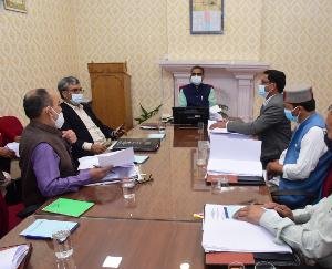 गतिविधियों में विविधता लाए औद्योगिक विकास निगमः बिक्रम सिंह