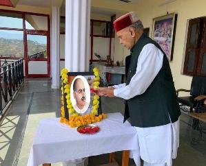 बंगभूमि के लाल डॉ श्यामाप्रसाद मुख़र्जी ने अपनी प्रतिभा से समाज को किया था चमत्कृत: धूमल 