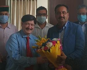 सोलन: बाहरा विश्वविद्यालय के नए वाइस चांसलर डॉ बीएस नागेंद्र पराशर ने संभाला कार्यभार