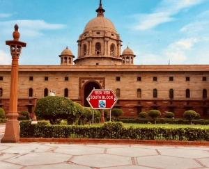 Defense production personnel will no longer be able to strike, implement the Essential Services Ordinance