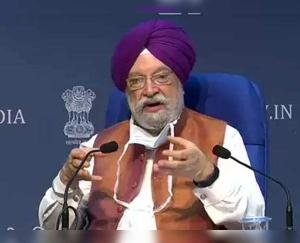 जानिए तेल के रिकॉर्ड तोड़ दाम घटाने पर क्या कहना है नए पेट्रोलियम मंत्री का