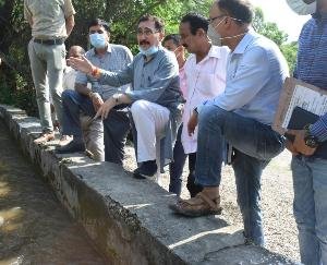 पालमपुर : कूहलों में वर्ष भर पानी की उपलब्धता को सुनिश्चित बनायें अधिकारी : परमार