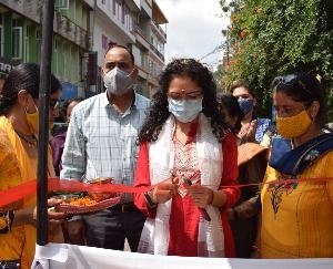 सोलन : कृतिका कुल्हारी ने हिम ईरा बाजार को प्रदान की केनोपी