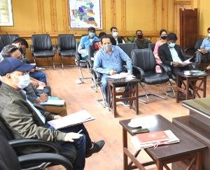  किन्नौर: ”कैच दी रैन“ अभियान की जिला स्तरीय समीति की बैठक आयोजित 