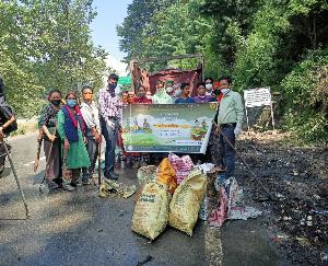 मनाली : चचोगा पंचायत ने चलाया सफाई अभियान