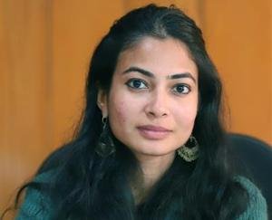 हमीरपुर जिला में श्रमिकों के पंजीकरण के लिए चलाया जाएगा व्यापक अभियान : देबश्वेता बनिक