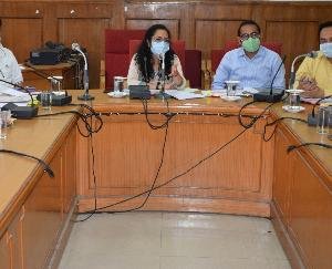 सोलन : विकास को जनसुलभ बनाने में विकास खण्ड अधिकारी महत्वपूर्ण - कृतिका कुल्हरी