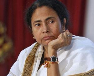 Bengal government's troubles increased, Calcutta High Court orders CBI inquiry on post-poll violence