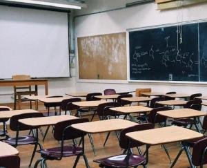 Schools will now remain closed till August 28 due to increasing cases of corona in the state