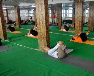 शिमला : सुनील उपाध्याय एजुकेशन ट्रस्ट द्वारा आयोजित 10 दिवसीय योग शिविर का समापन