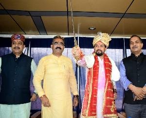 Public welcomes Union Minister Anurag Thakur