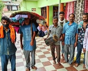 देहरा: गुग्गा जाहिर पीर का घर-घर जाकर गुणगान