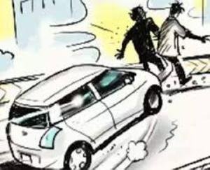 देहरा: गाड़ी ने खड़े व्यक्तियों को मारी टक्कर, चोटिल